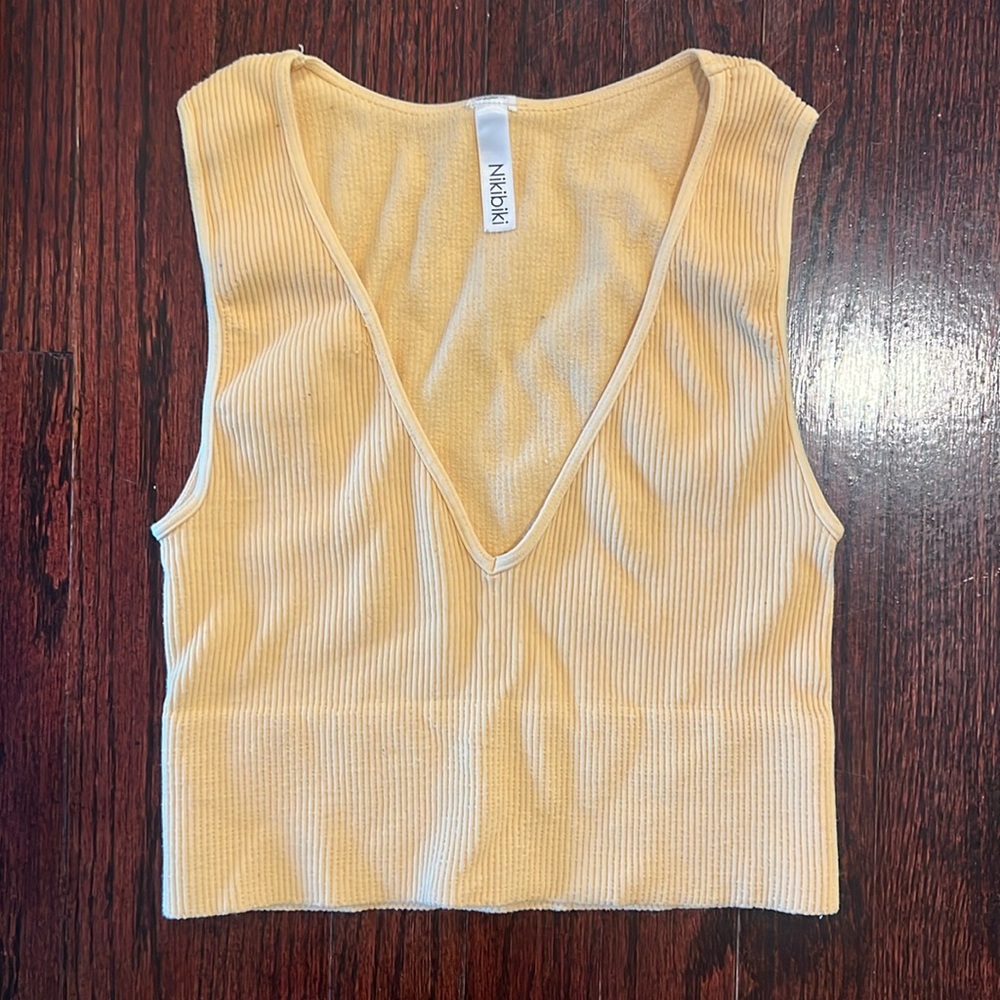 Dull Yellow V Cropped Top